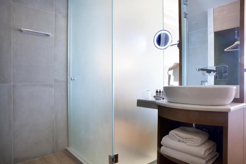 Wyndham Athens Residence Bagian luar foto