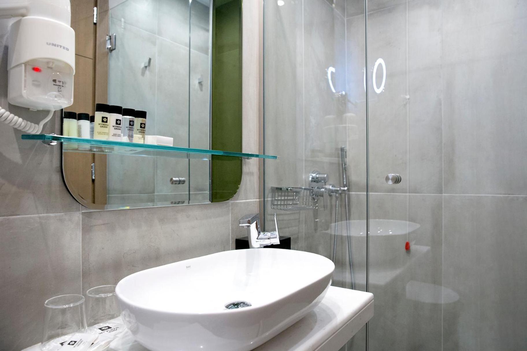 Wyndham Athens Residence Bagian luar foto